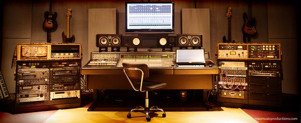 Recording-Studio-Control-Room-Mas-Music-Productions-Los-Angeles-CA-1.jpg